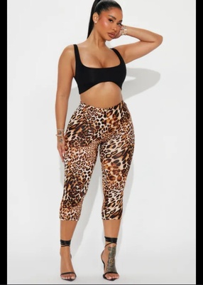 Leopard Capri Pants