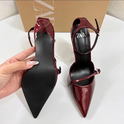 Burgundy Heels Size UK 39, 3 inches