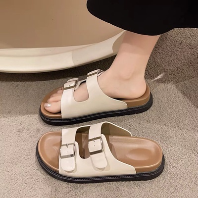 Buckle Plain Sandals (White Size UK 40/41)