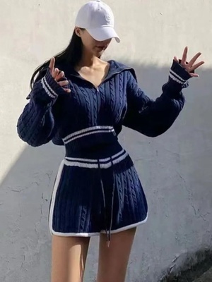 Gaya Knitted Set Blue